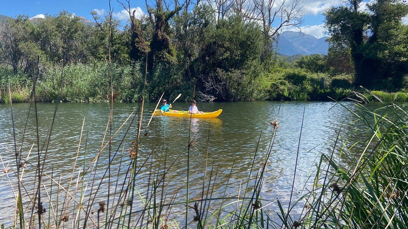 Canoë deltabis sur le delta du Fangu